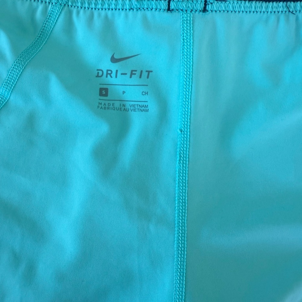 Nike Pros - Aqua Blue - Picture 4 of 5